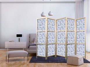 Japanski paravan - Illustration in Vintage Style - Blue Flowers on a White Background, Modra